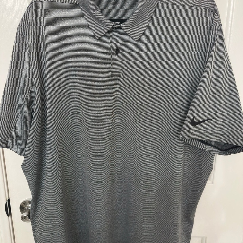 Nike Men's Gray Golf Polo Shirt